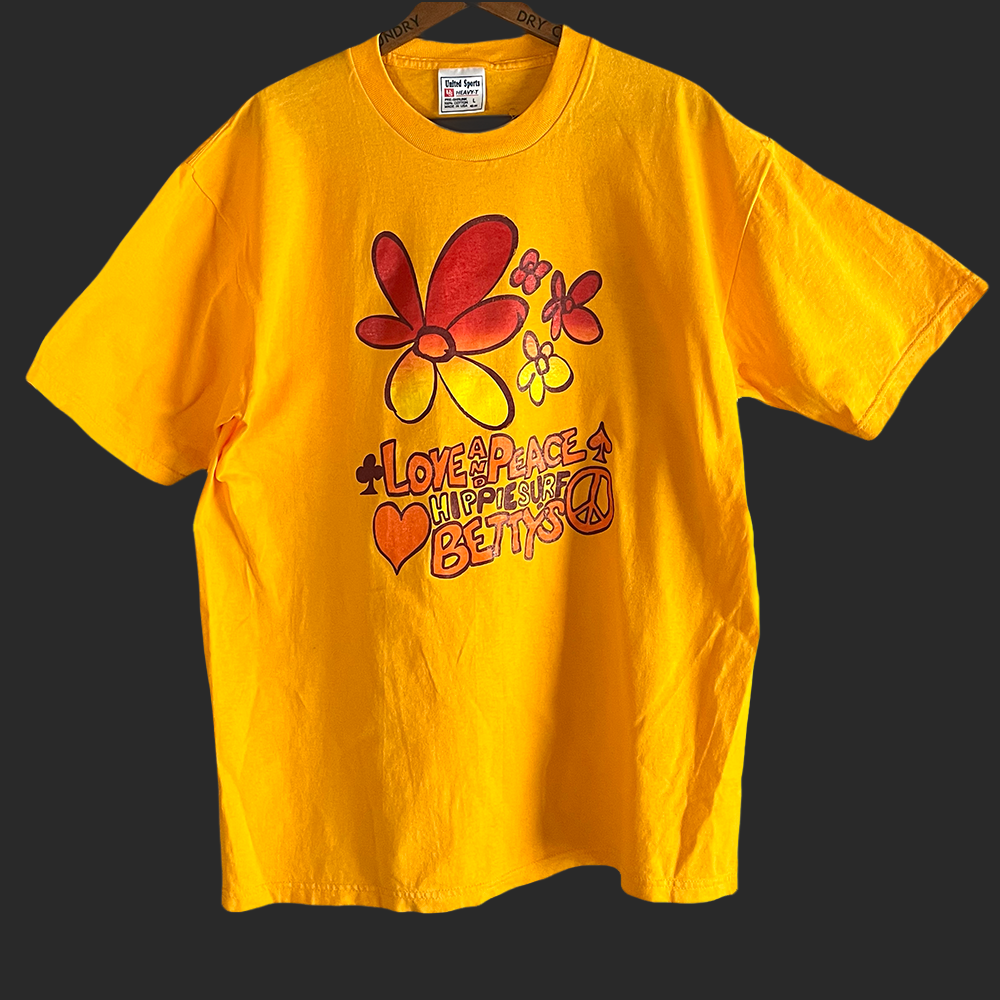 Vintage Betty's Tee 05 – TAISEYE
