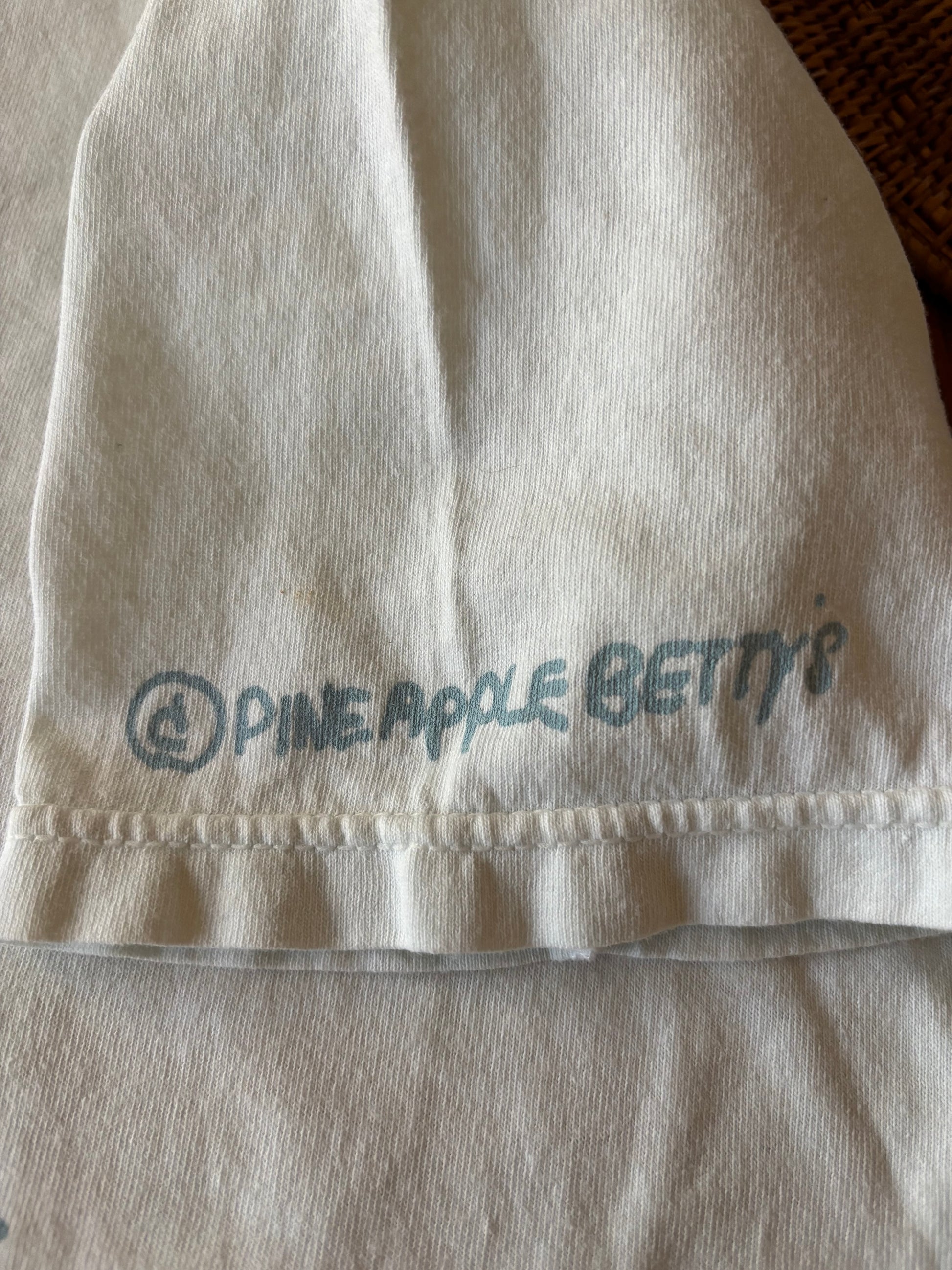 Vintage Betty's Used Tee 09