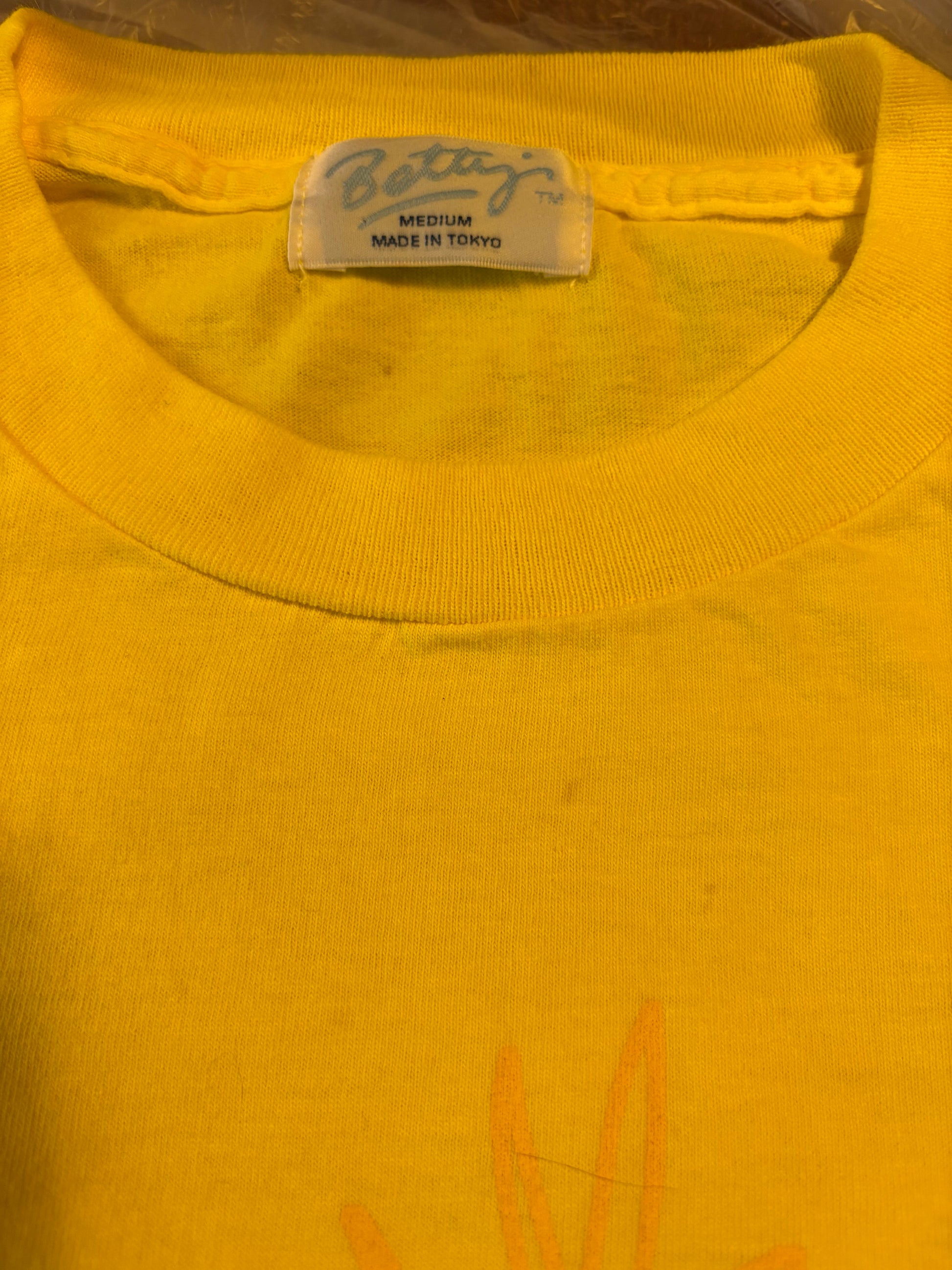 Vintage Betty's Tee 08