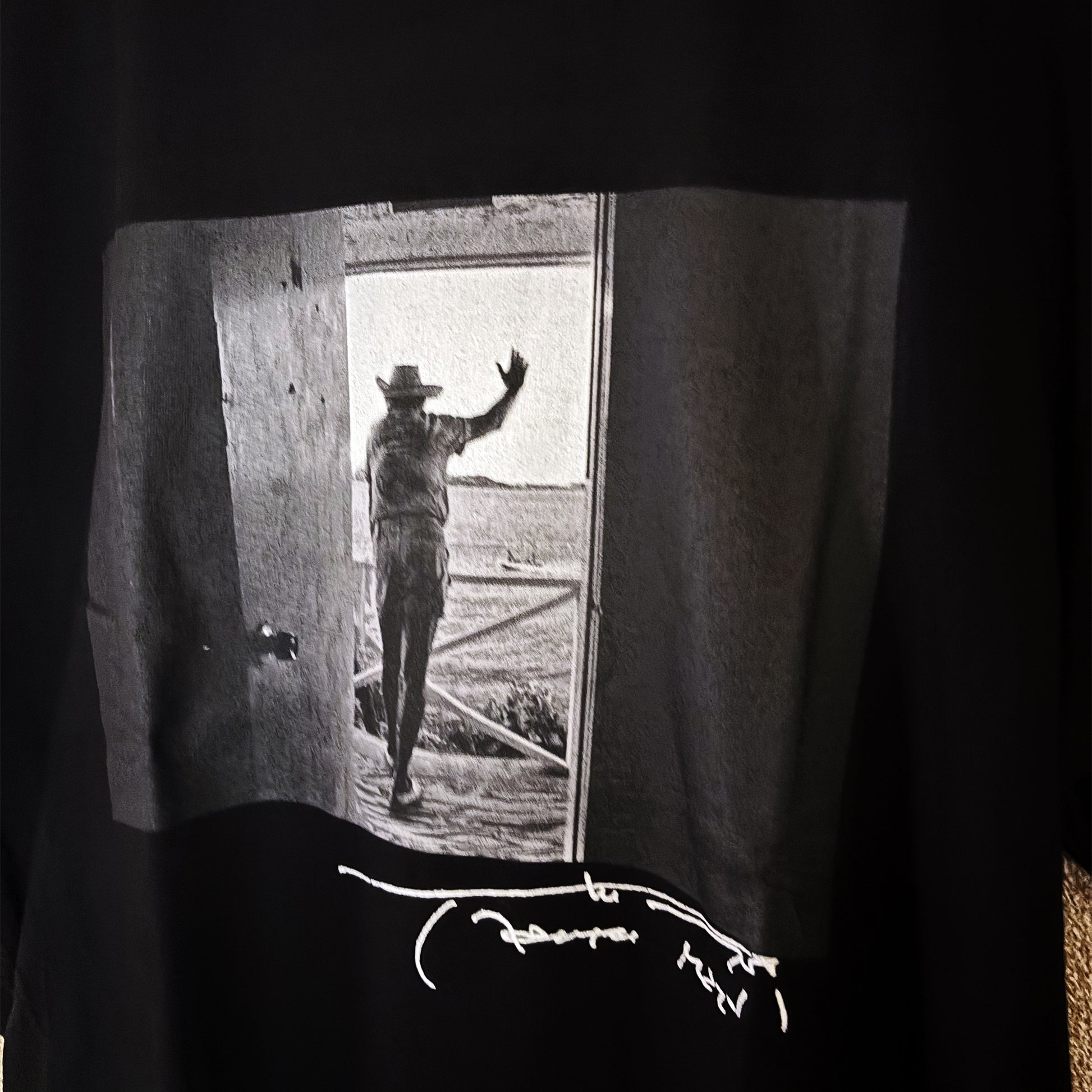 OFF SESSION X TAISEYE ジャック・マイヨールTEE version A. [Back view]